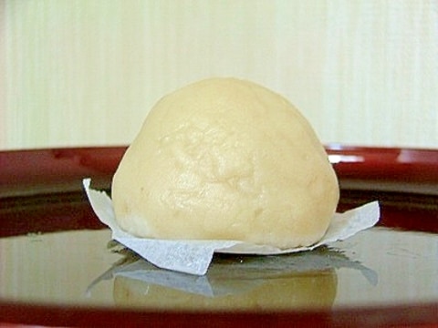 米粉を使ってお酒の香りの酒まんじゅう(餅?!)